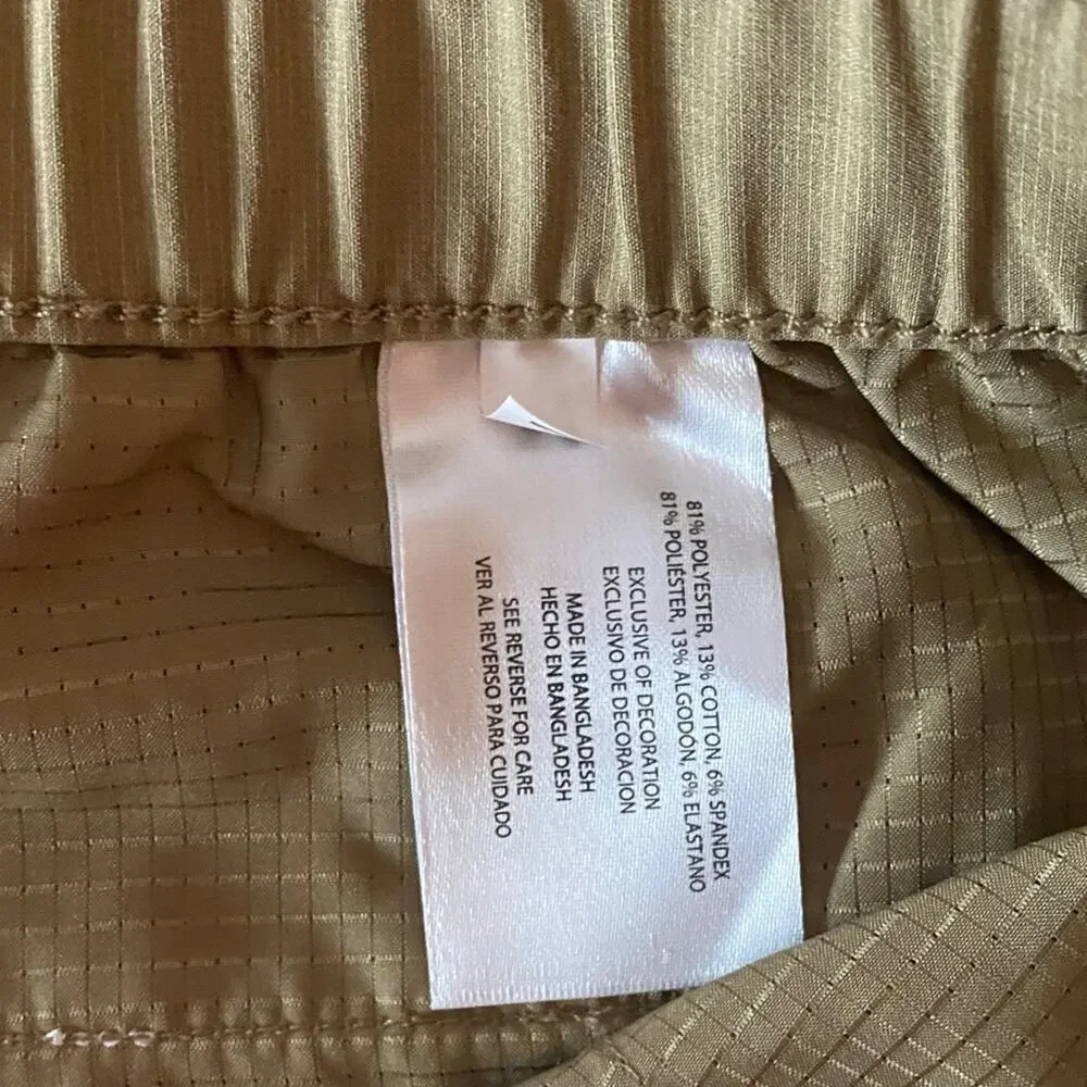 Banana Republic Men's Tan Flat Front Shorts